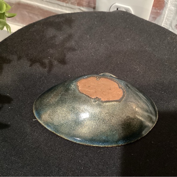 Vintage - Copper ? Metal - Unique Red - Oyster Shaped / Designed Ashtray - Rare - Picture 5 of 9